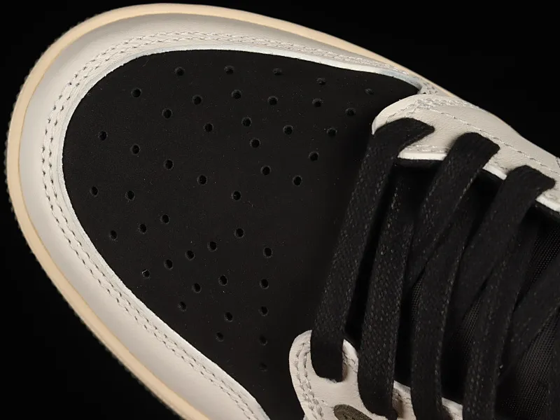 All categories Air Jordan Jordan series basketball shoes Air Jordan 1 Low Travis Scott x Air Jordan 1 Low OG AJ1 Joe 1 joint overhead hook DZ4137-106